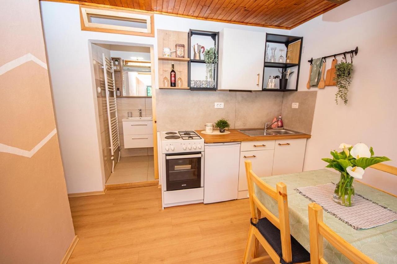Hurja Apartments Кобарид Екстериор снимка