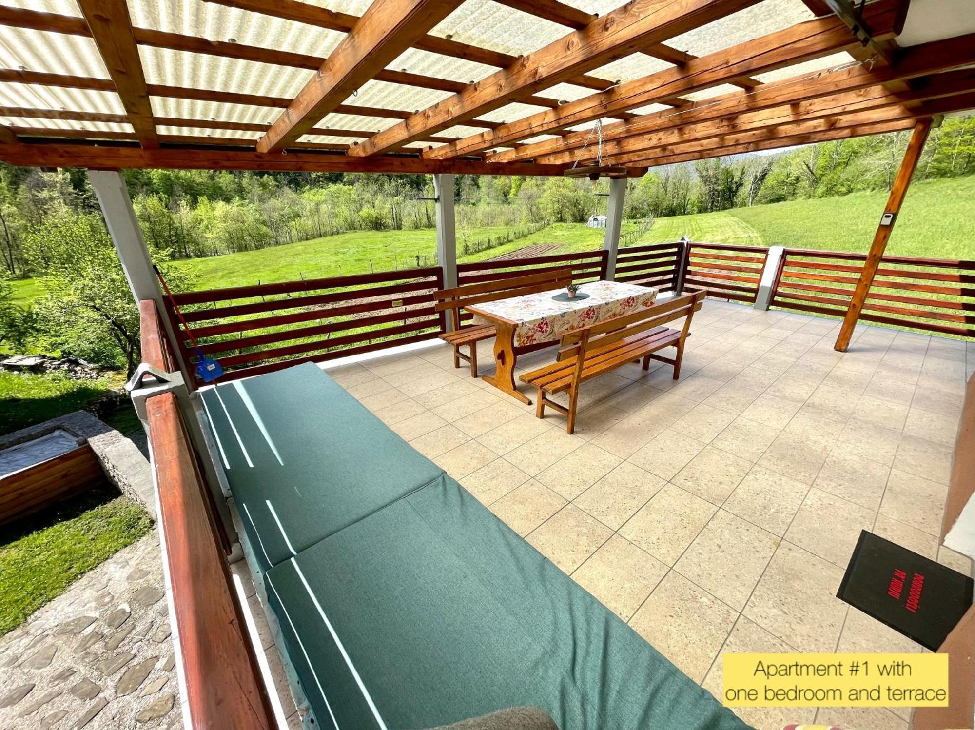 Hurja Apartments Кобарид Екстериор снимка