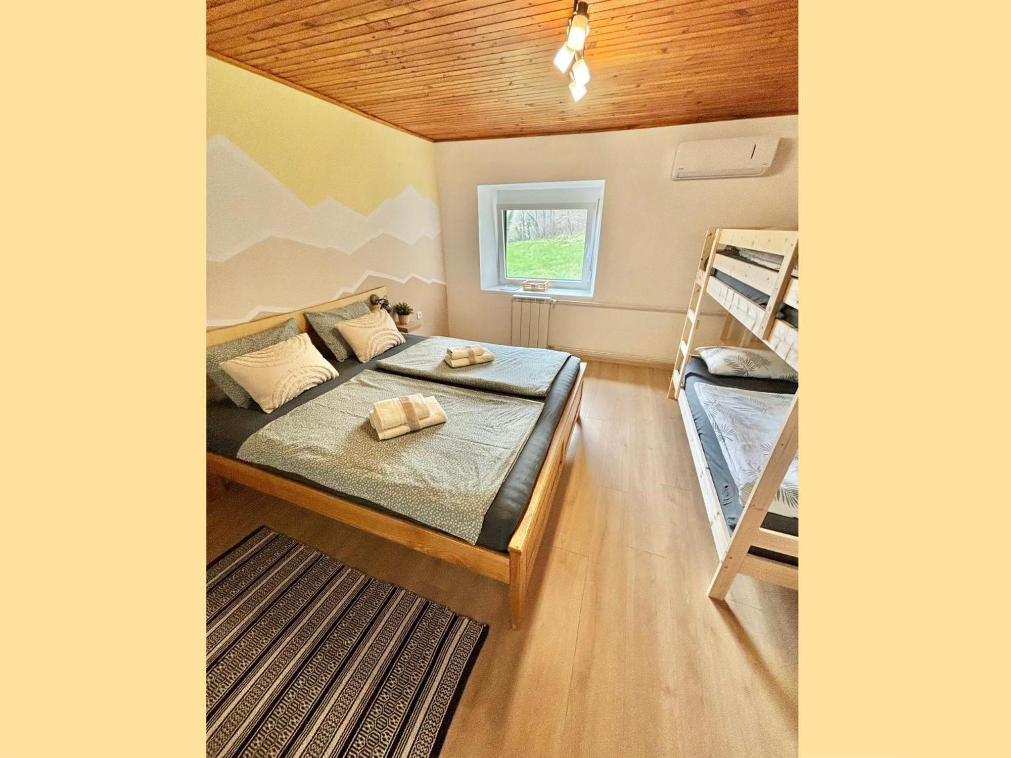 Hurja Apartments Кобарид Екстериор снимка