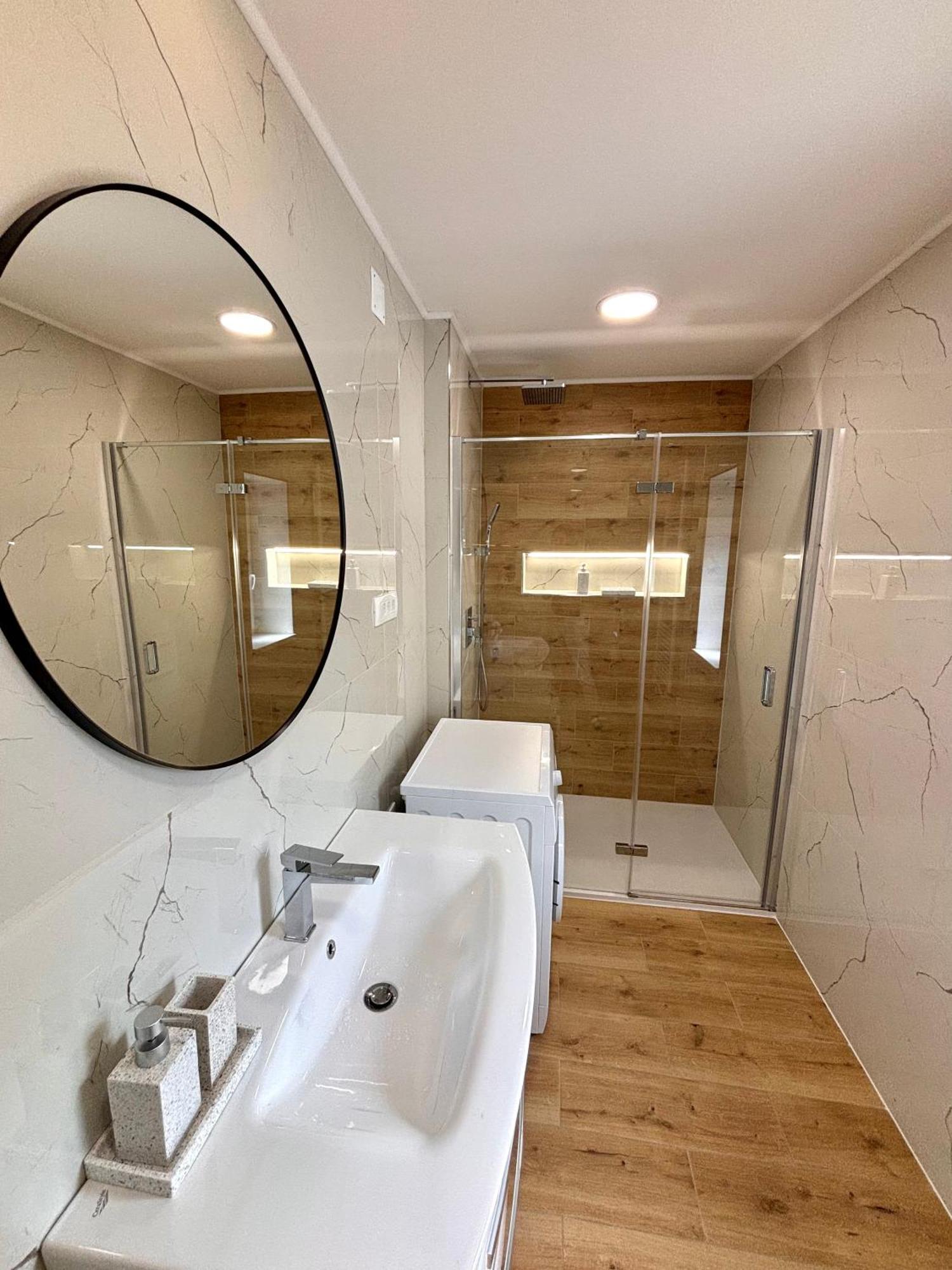 Hurja Apartments Кобарид Екстериор снимка